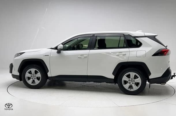 2021 Toyota RAV4 Hybrid GX AWD image 8