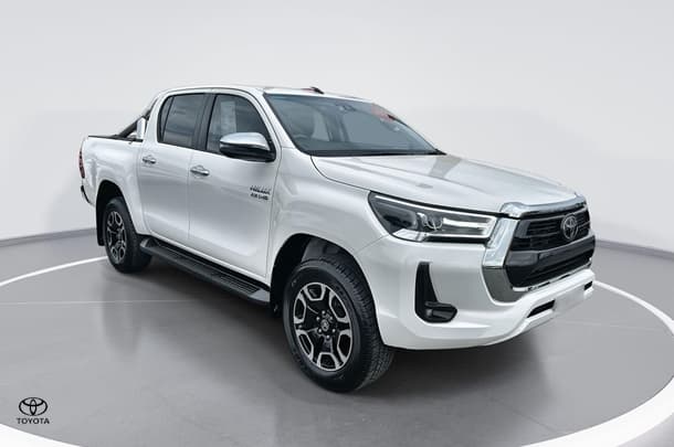 2020 Toyota Hilux SR5