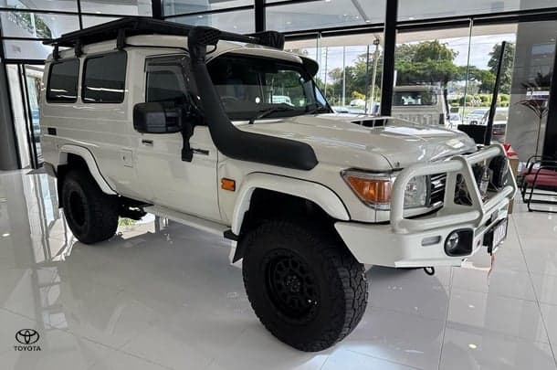 2023 Toyota LC Military GXL