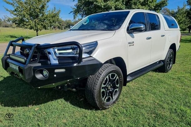 2020 Toyota Hilux 4x4 SR5