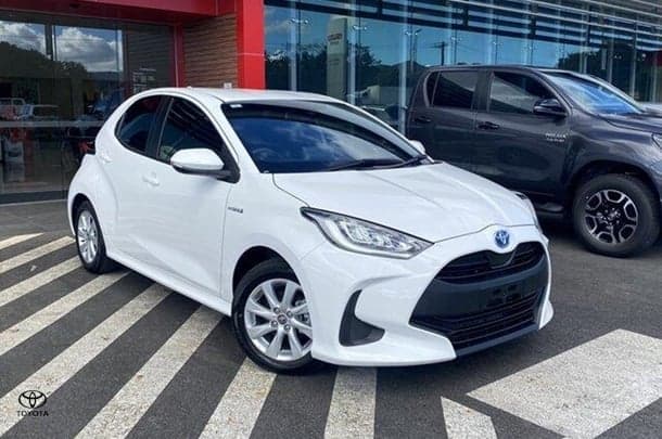 2022 Toyota Yaris HB Hybrid SX