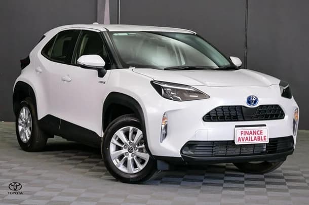 2024 Toyota Yaris Cross Hybrid GX