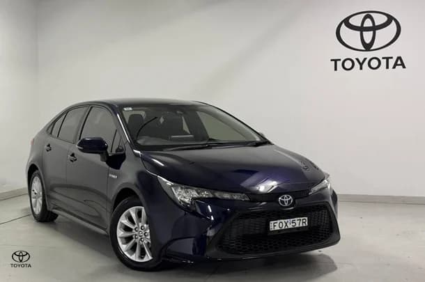 2022 Toyota Corolla Sedan Hybrid Ascent Sport