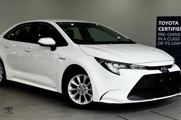 2022 Toyota Corolla Sedan Hybrid Ascent Sport