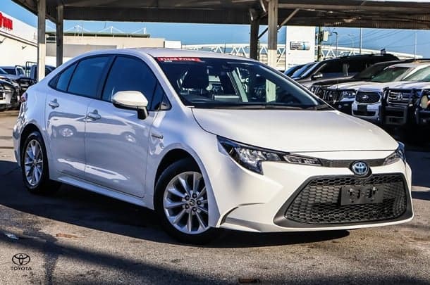 2022 Toyota Corolla Sedan Hybrid Ascent Sport