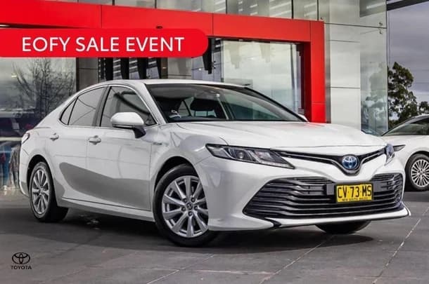 2019 Toyota CAMRY HYBRID Ascent