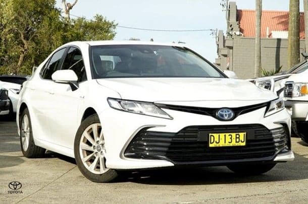 2022 Toyota Camry Hybrid Ascent