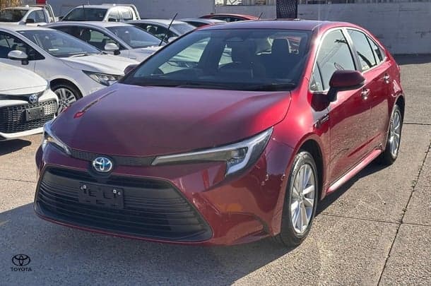 2023 Toyota Corolla Sedan Hybrid Ascent Sport