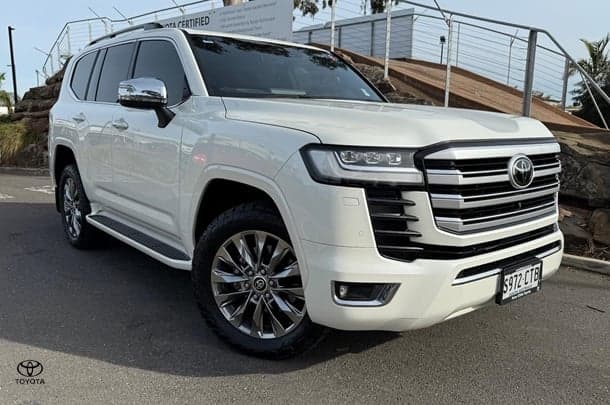 2022 Toyota Landcruiser Sahara ZX