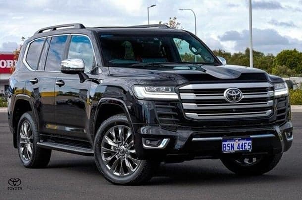2022 Toyota Landcruiser Sahara ZX