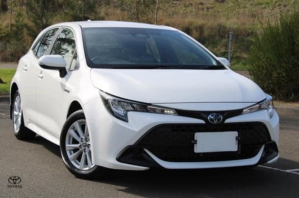 2024 Toyota Corolla Hatch Hybrid Ascent Sport