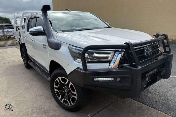 2020 Toyota Hilux SR5