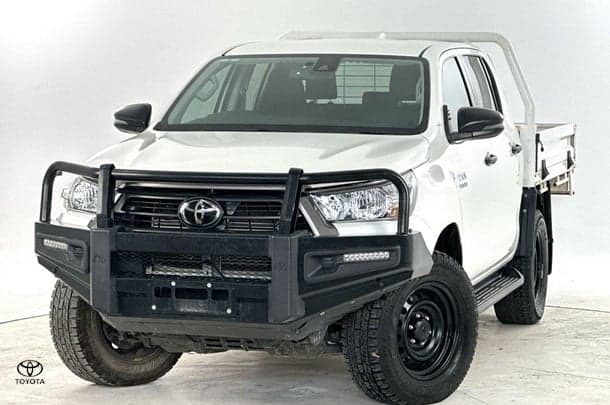 2022 Toyota Hilux SR
