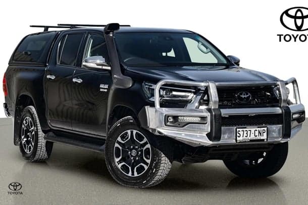 2021 Toyota HILUX SR5