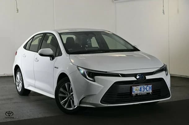 2023 Toyota Corolla Sedan Hybrid Ascent Sport