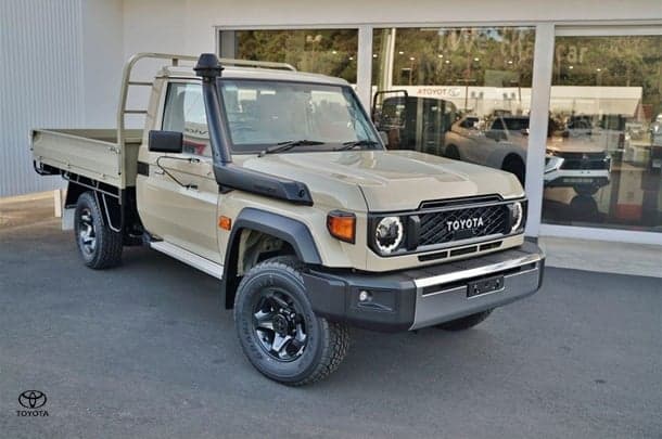 2025 Toyota LC Military GXL