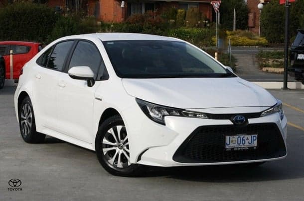 2021 Toyota Corolla Sedan Hybrid Ascent Sport