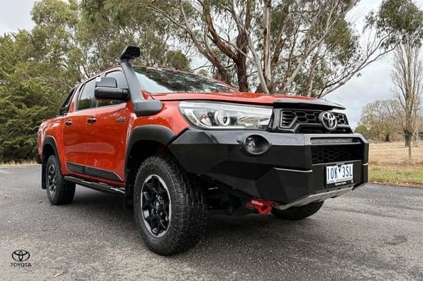2018 Toyota HILUX Rugged X