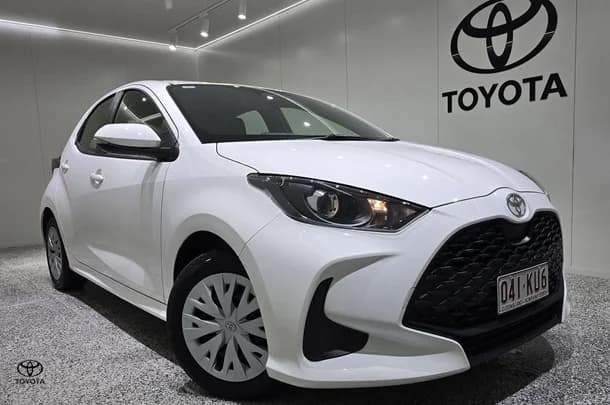 2024 Toyota Yaris Ascent Sport
