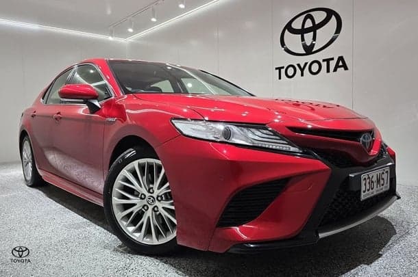2020 Toyota Camry Hybrid SL