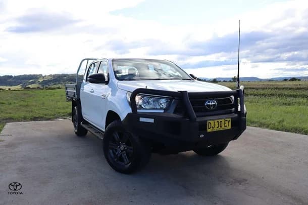 2023 Toyota Hilux 4x4 SR
