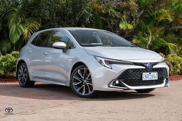 2024 TOYOTA Corolla Hatch Hybrid ZR