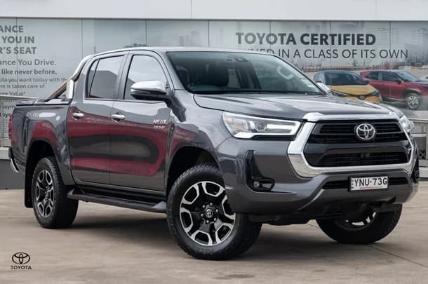 2023 Toyota Hilux 4x4 SR5