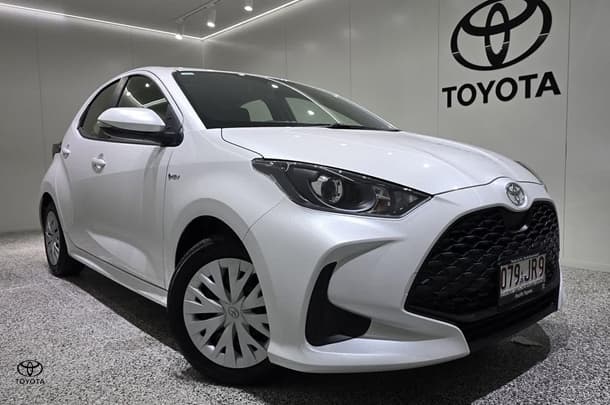 2024 Toyota Yaris HB Hybrid Ascent Sport