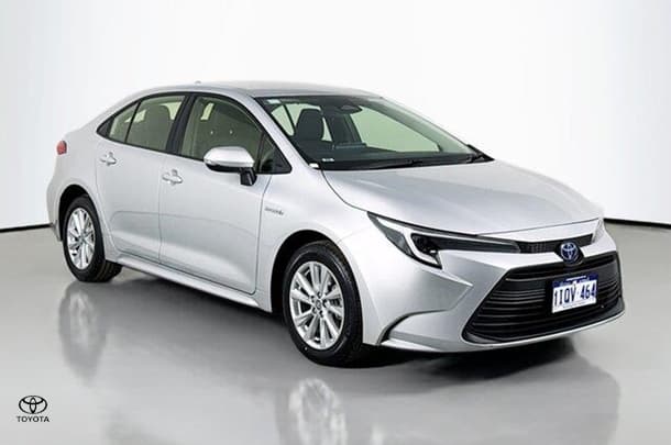2023 Toyota Corolla Sedan Hybrid Ascent Sport