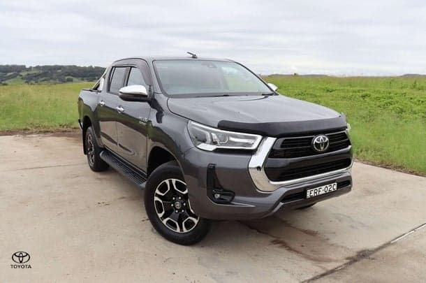 2020 Toyota Hilux 4x4 SR5