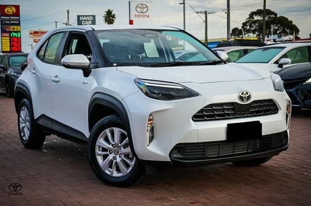 2024 Toyota Yaris Cross Hybrid GX