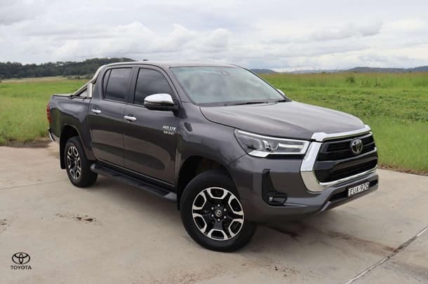 2022 Toyota Hilux 4x4 SR5