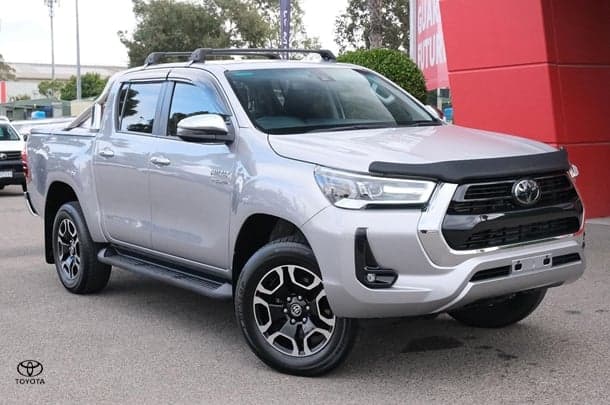 2022 Toyota Hilux SR5