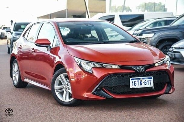 2018 Toyota COROLLA Ascent Sport