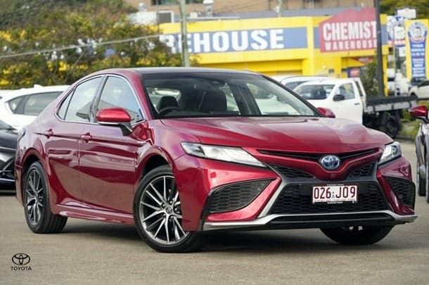 2023 Toyota Camry Hybrid SL