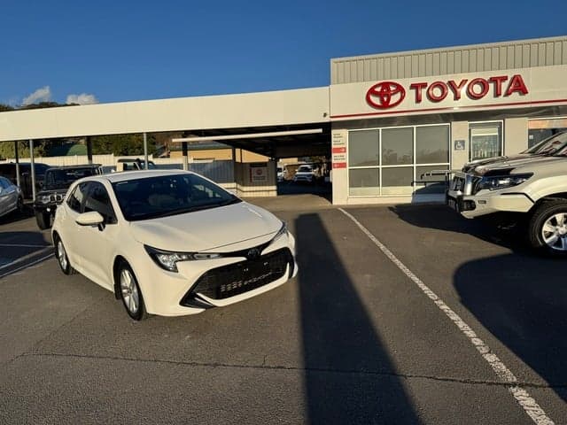 2018 Toyota Corolla Hatch Ascent Sport