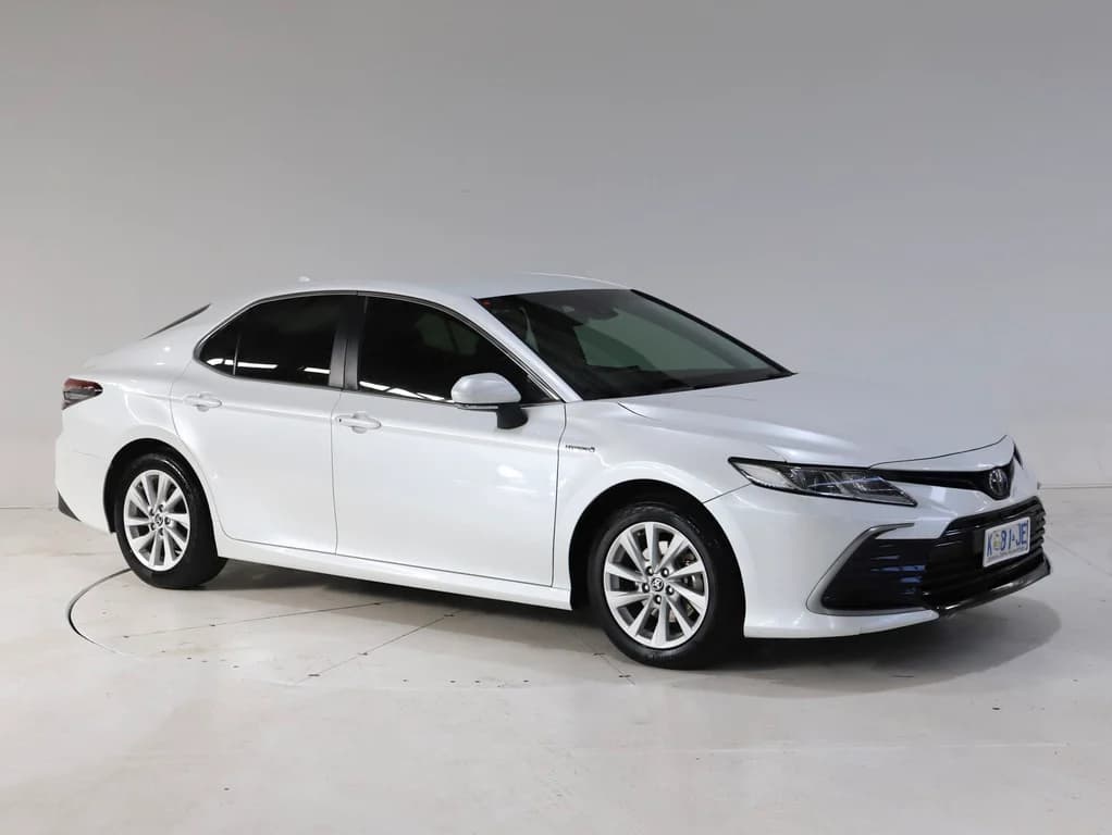 2022 Toyota Camry Hybrid Ascent