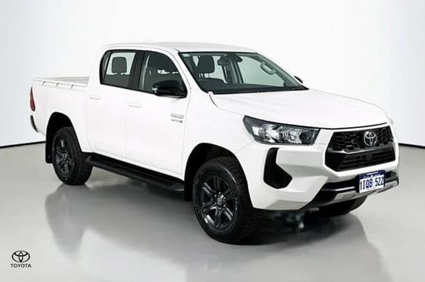 2024 Toyota Hilux SR