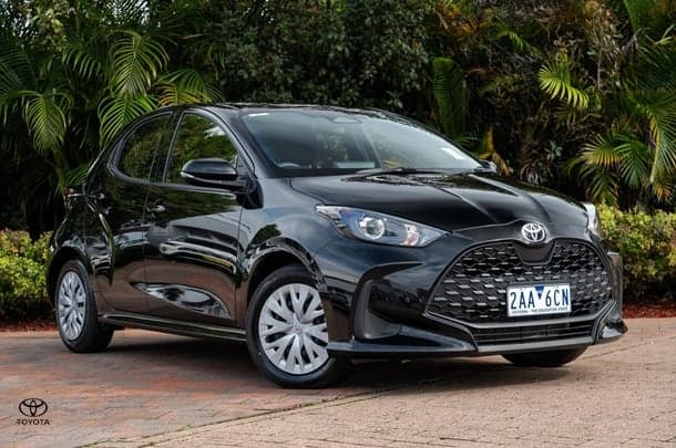 2024 TOYOTA Yaris Ascent Sport