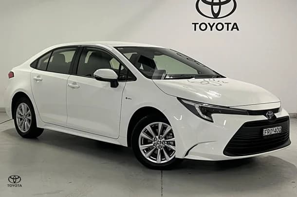 2024 Toyota Corolla Sedan Hybrid Ascent Sport