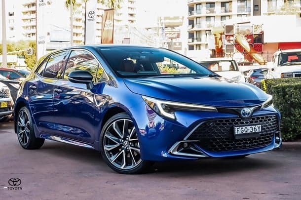 2024 TOYOTA Corolla Hatch Hybrid ZR