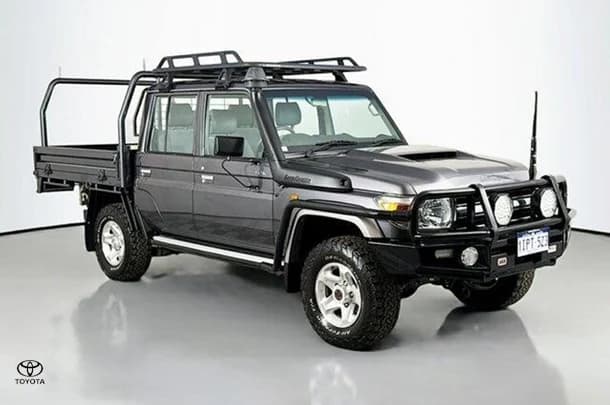 2020 Toyota LANDCRUISER MILITARY GXL