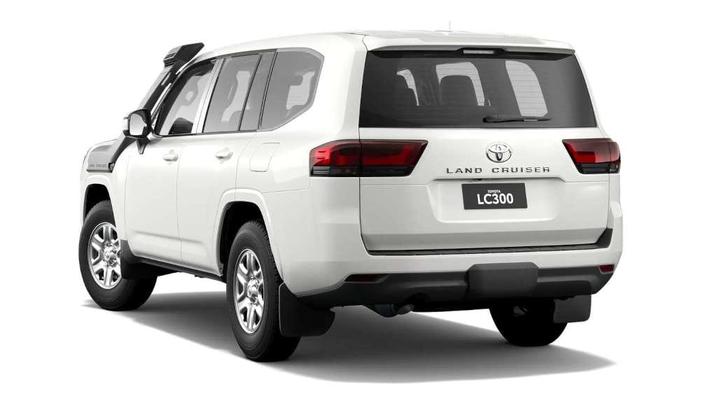 2023 Toyota Land Cruiser 300 GX Image 2