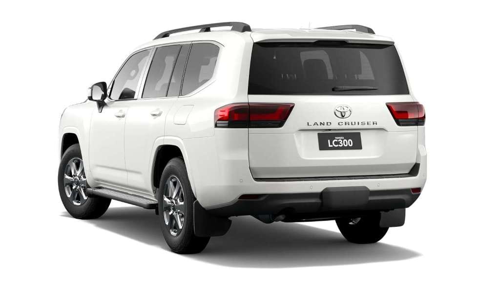 2023 Toyota Land Cruiser 300 VX Image 2